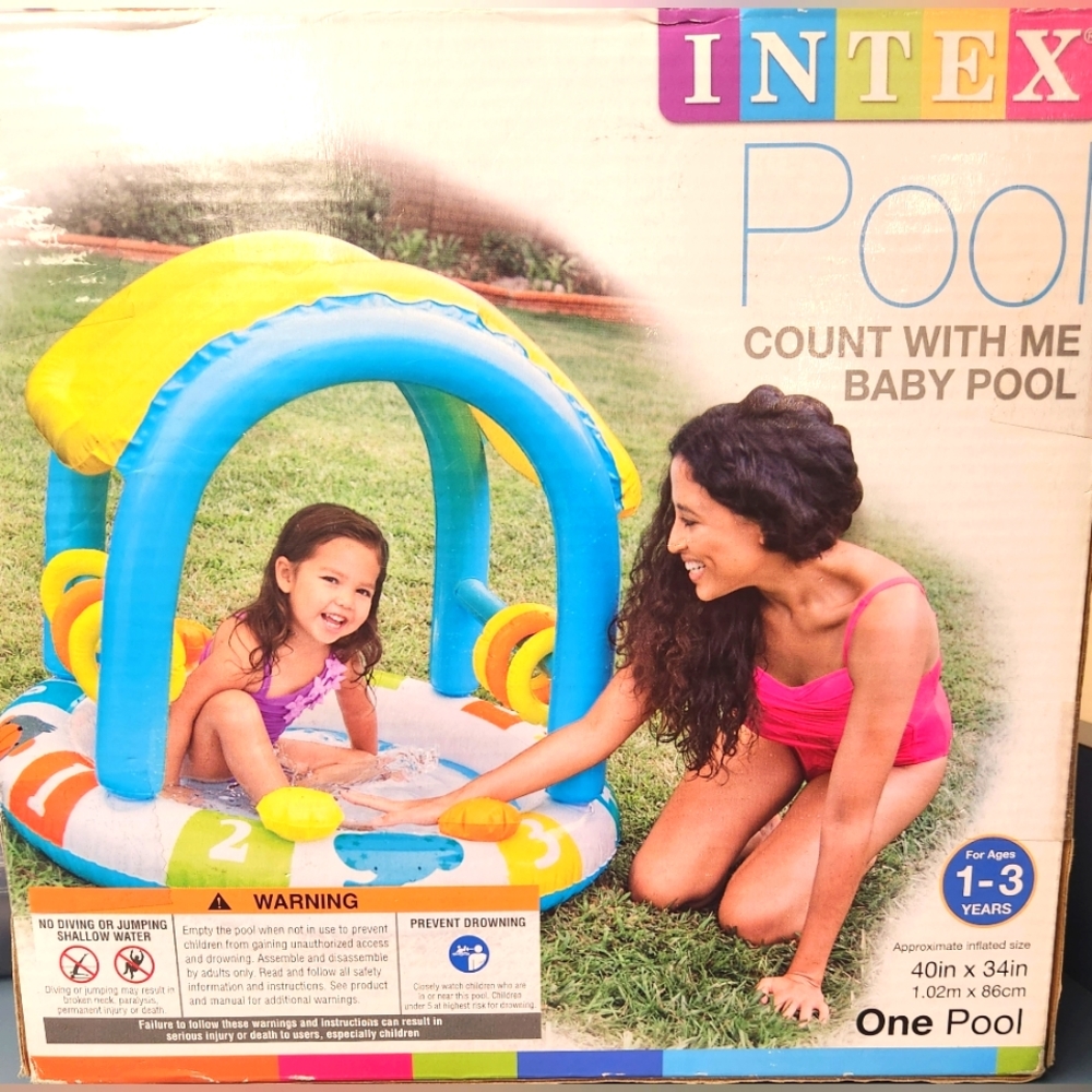Intex count with me baby pool/ blow up pool with roof